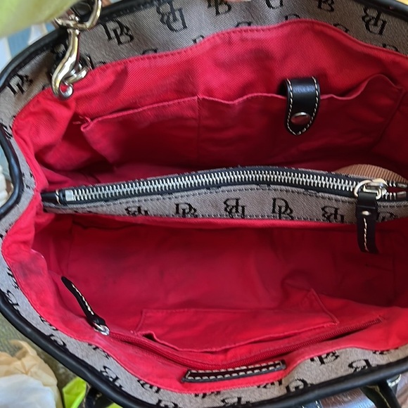 Dooney & Bourke Signature print gray/black satchel/Crossbody Silvertone buckle - Picture 10 of 12